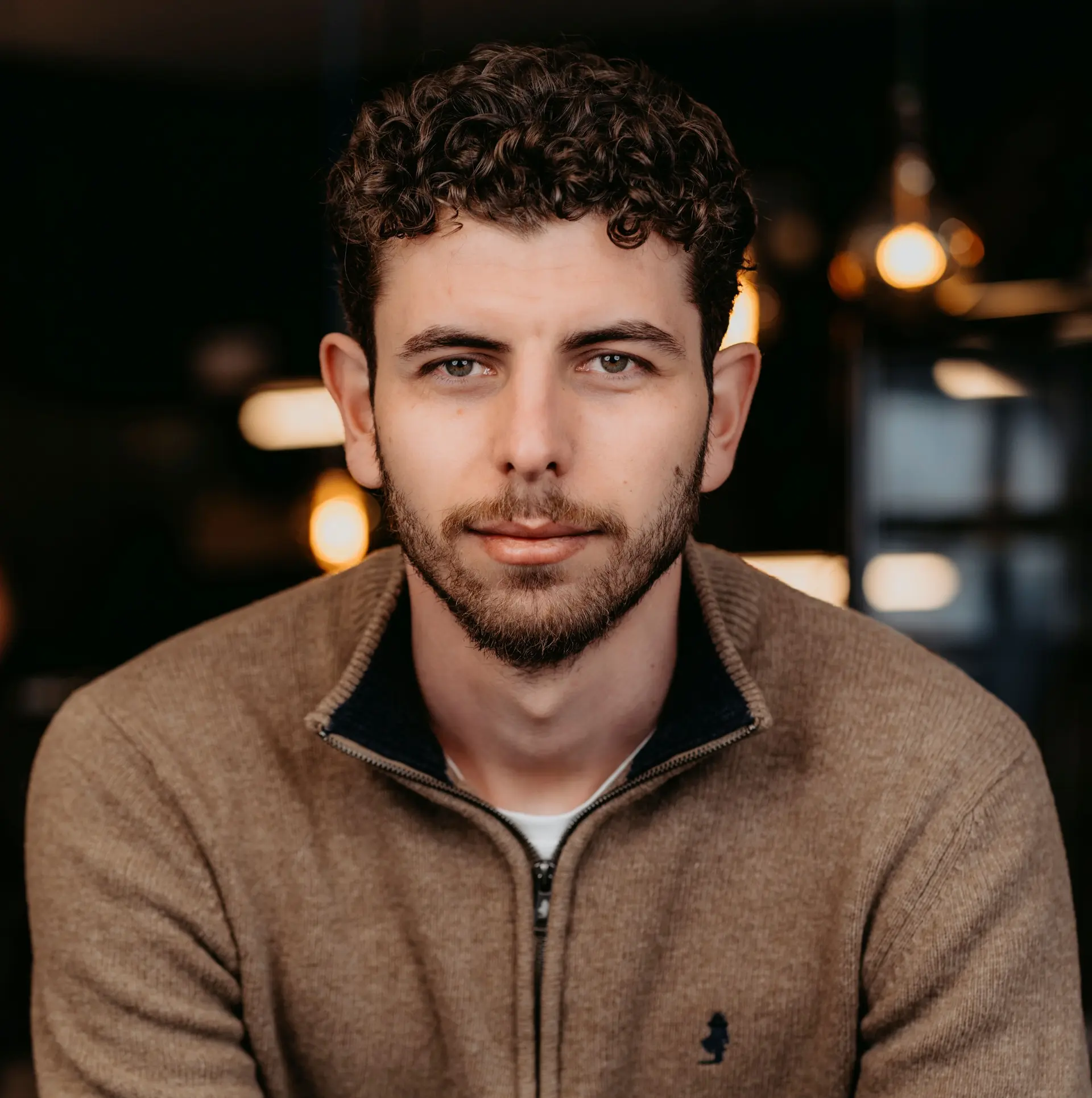 Roxhens Meraj - Product Designer & Developer